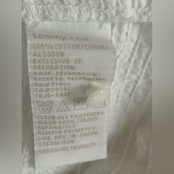 Tommy Hilfiger Women’s White Eyelet Button Front Blouse Size 6 - Picture 6 of 7